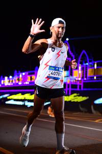 BIB: 40780
                            <button type="button" onclick="openModal(22866875)" class="btn btn-primary btn-sm float-right btn-popup" data-toggle="modal" data-target=".modal-high-quality">
                        <i class="fas fa-shopping-cart"></i> Add to Cart
                    </button>
                                            <button type="button" onclick="isThisMe(22866875, true)" class="btn btn-success btn-sm float-right btn-popup btn-isme hidden" data-toggle="tooltip" data-placement="bottom" title="นี่คือรูปของคุณใช่ไหม คลิกที่นี่เพื่อเอาเข้าอัลบั้ม">
                        <i class="fas fa-plus"></i> Add to album
                    </button>
                    <button type="button" onclick="isThisMe(22866875, false)" class="btn btn-warning btn-sm float-right btn-popup btn-isnotme hidden">
                        <i class="fas fa-ban"></i> Remove from album
                    </button>